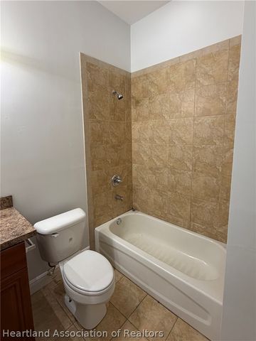 3814 Peugeot Street, Sebring, FL 33872