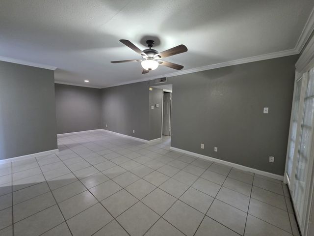 12500 Sandpiper Drive 67, Houston, TX 77035