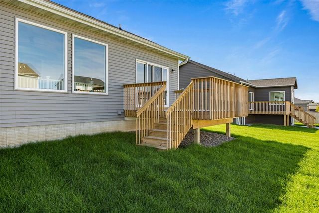 3227 NW 27th Circle, Ankeny, IA 50023