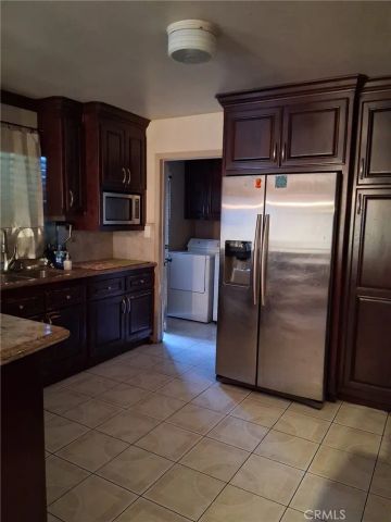 1056 N Fries, Wilmington, CA 90744