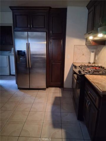 1056 N Fries, Wilmington, CA 90744