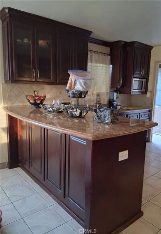 1056 N Fries, Wilmington, CA 90744