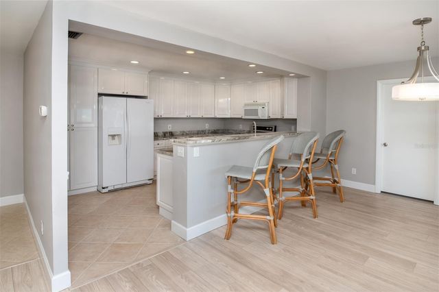 100 BLUFF VIEW DRIVE 604A, Belleair Bluffs, FL 33770