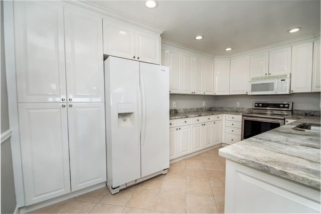 100 BLUFF VIEW DRIVE 604A, Belleair Bluffs, FL 33770