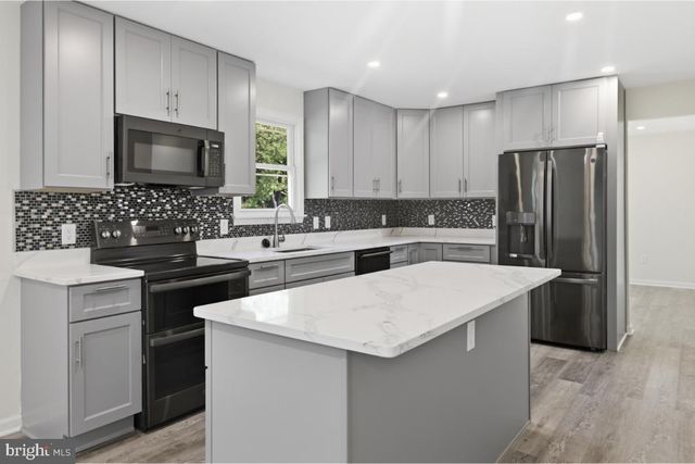 24823 CUTSAIL DR, Damascus, MD 20872