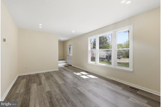 24823 CUTSAIL DR, Damascus, MD 20872