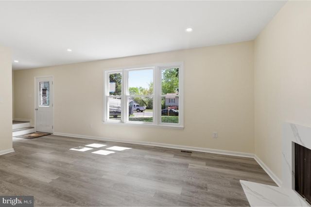 24823 CUTSAIL DR, Damascus, MD 20872