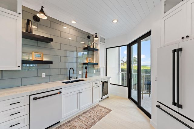 200 Waterway Road 105, Tequesta, FL 33469