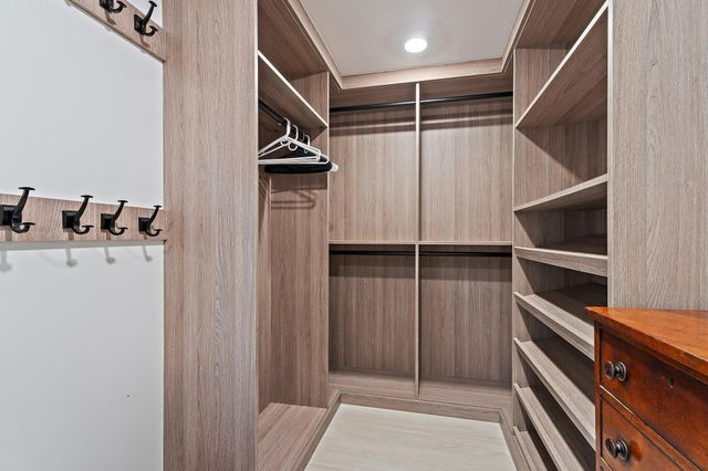 200 Waterway Road 105, Tequesta, FL 33469