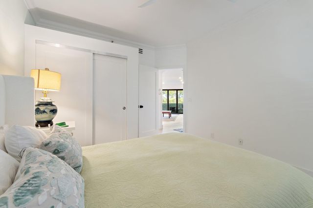 200 Waterway Road 105, Tequesta, FL 33469