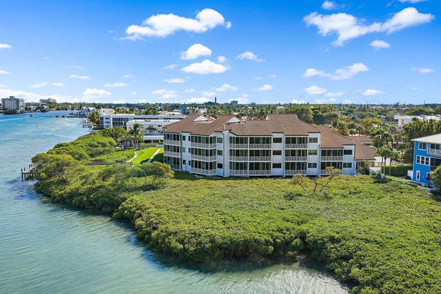 200 Waterway Road 105, Tequesta, FL 33469