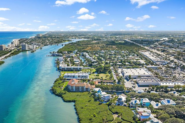 200 Waterway Road 105, Tequesta, FL 33469