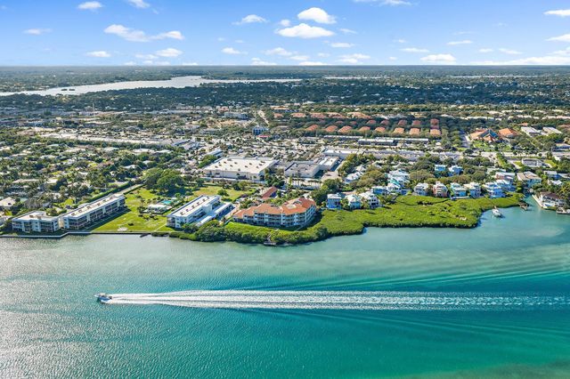 200 Waterway Road 105, Tequesta, FL 33469