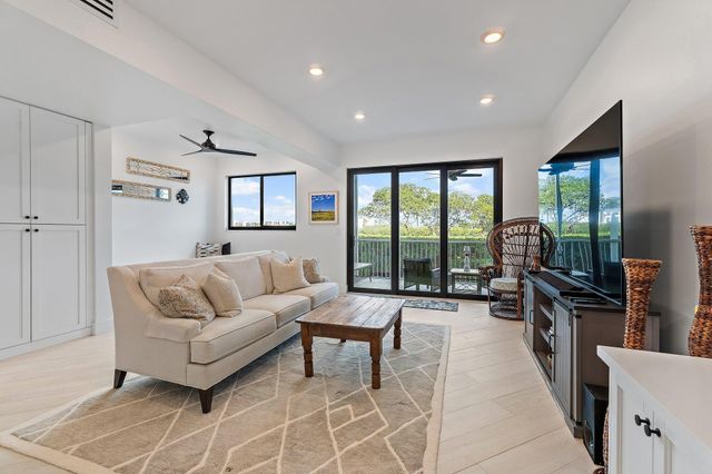 200 Waterway Road 105, Tequesta, FL 33469