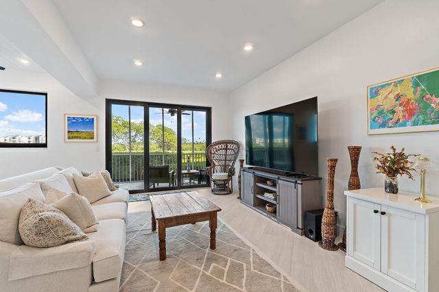 200 Waterway Road 105, Tequesta, FL 33469