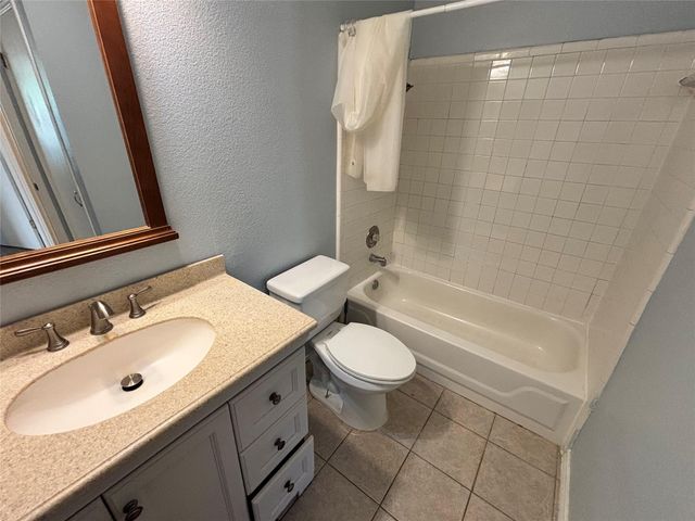 1900 Summer Rain DR, Cedar Park, TX 78613