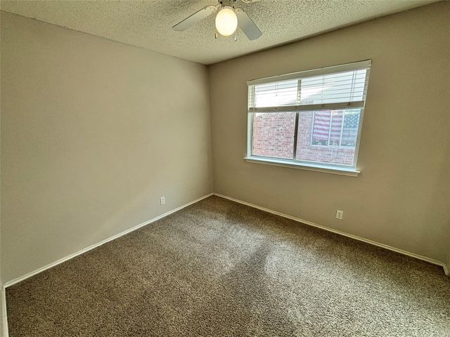 1900 Summer Rain DR, Cedar Park, TX 78613