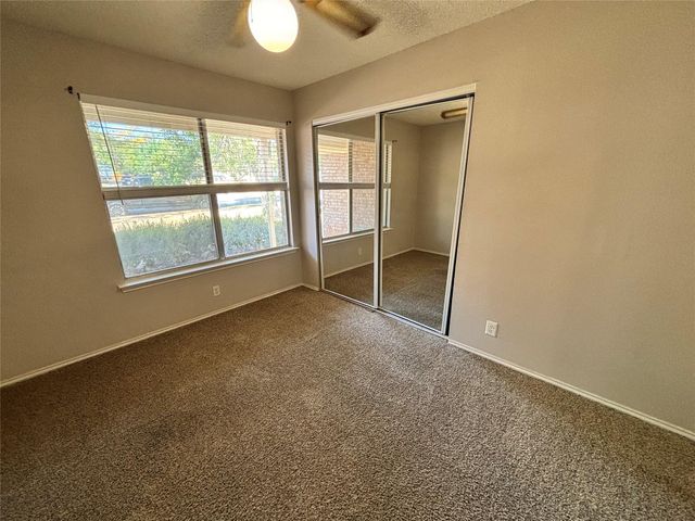 1900 Summer Rain DR, Cedar Park, TX 78613