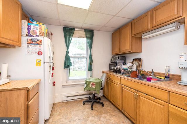 29 N MAIN ST, Richlandtown, PA 18955
