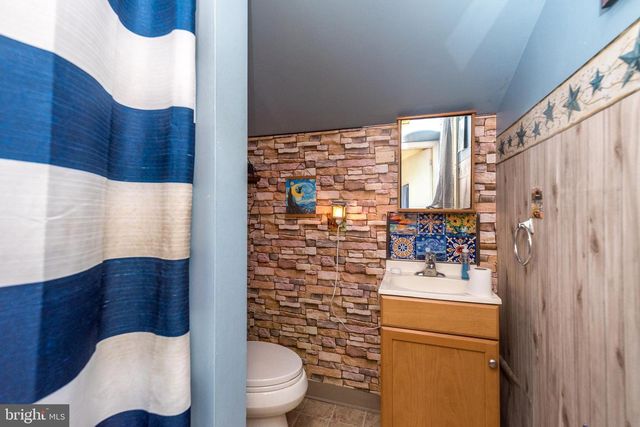 29 N MAIN ST, Richlandtown, PA 18955
