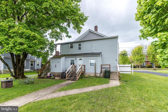 29 N MAIN ST, Richlandtown, PA 18955