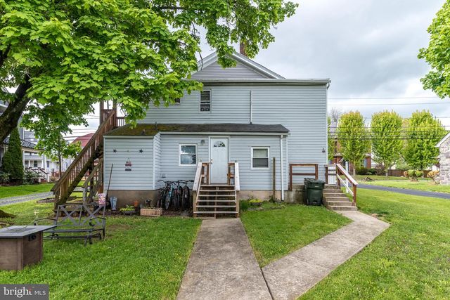 29 N MAIN ST, Richlandtown, PA 18955