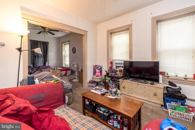 29 N MAIN ST, Richlandtown, PA 18955