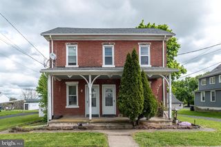 29 N MAIN ST, Richlandtown, PA 18955