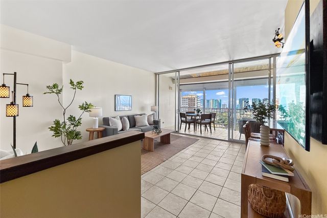 1520 Ward Avenue 1402, Honolulu, HI 96822