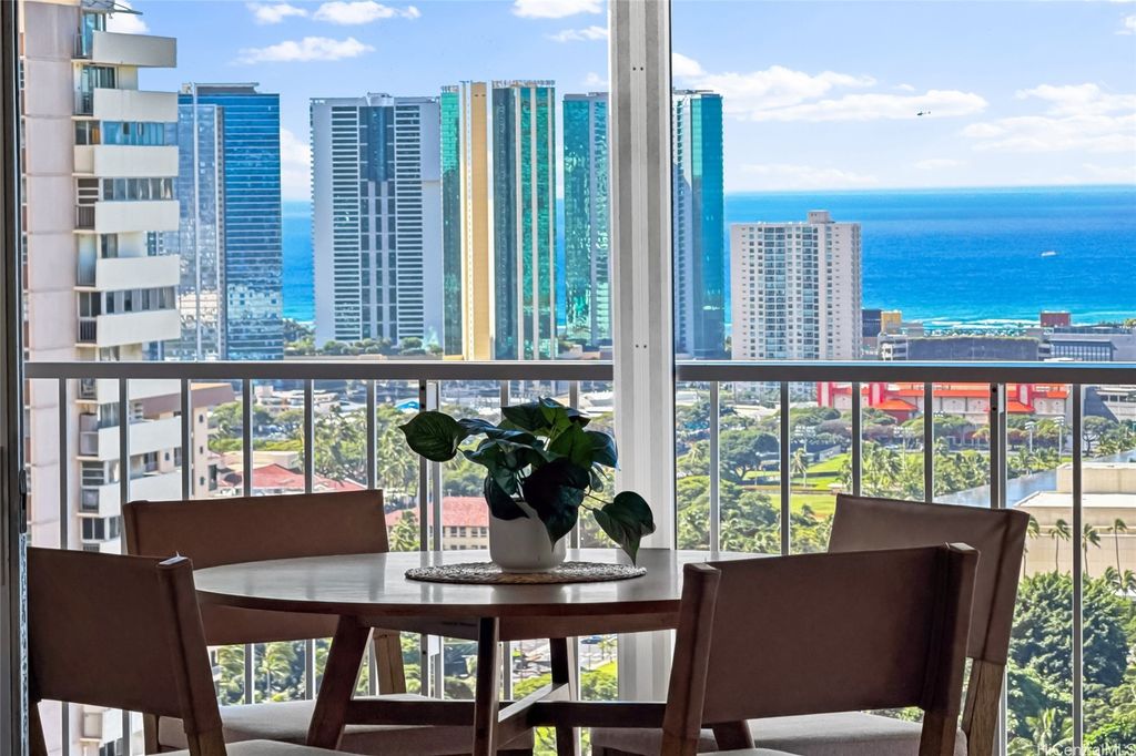 1520 Ward Avenue 1402, Honolulu, HI 96822