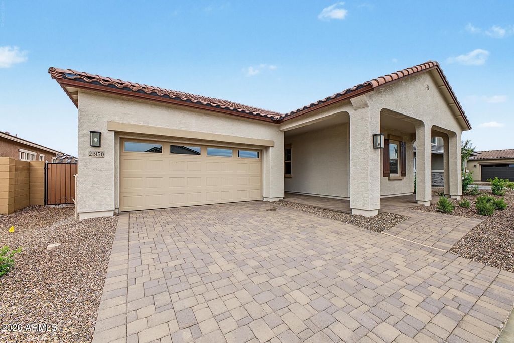 21950 E BONANZA Way, Queen Creek, AZ 85142 — photo 4