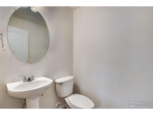 2456 S Fundy Cir, Aurora, CO 80013