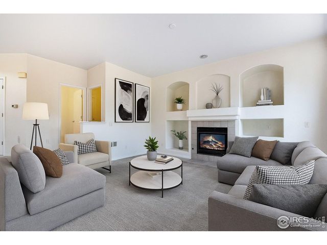 2456 S Fundy Cir, Aurora, CO 80013