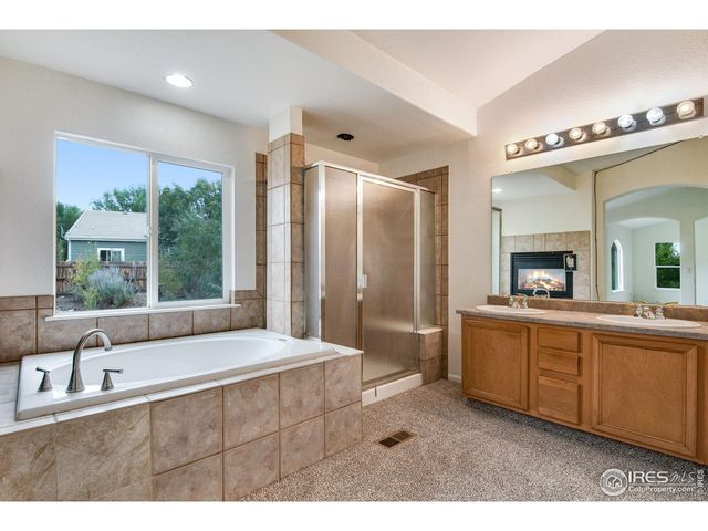 2456 S Fundy Cir, Aurora, CO 80013