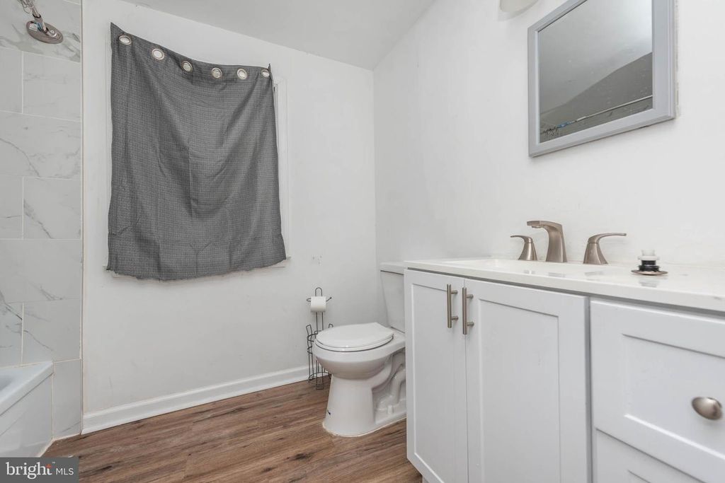 Image 18 of property listing at 6702 QUEENS FERRY RD, Baltimore, MD 21239