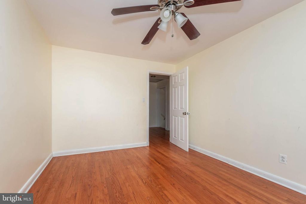 Image 24 of property listing at 6702 QUEENS FERRY RD, Baltimore, MD 21239