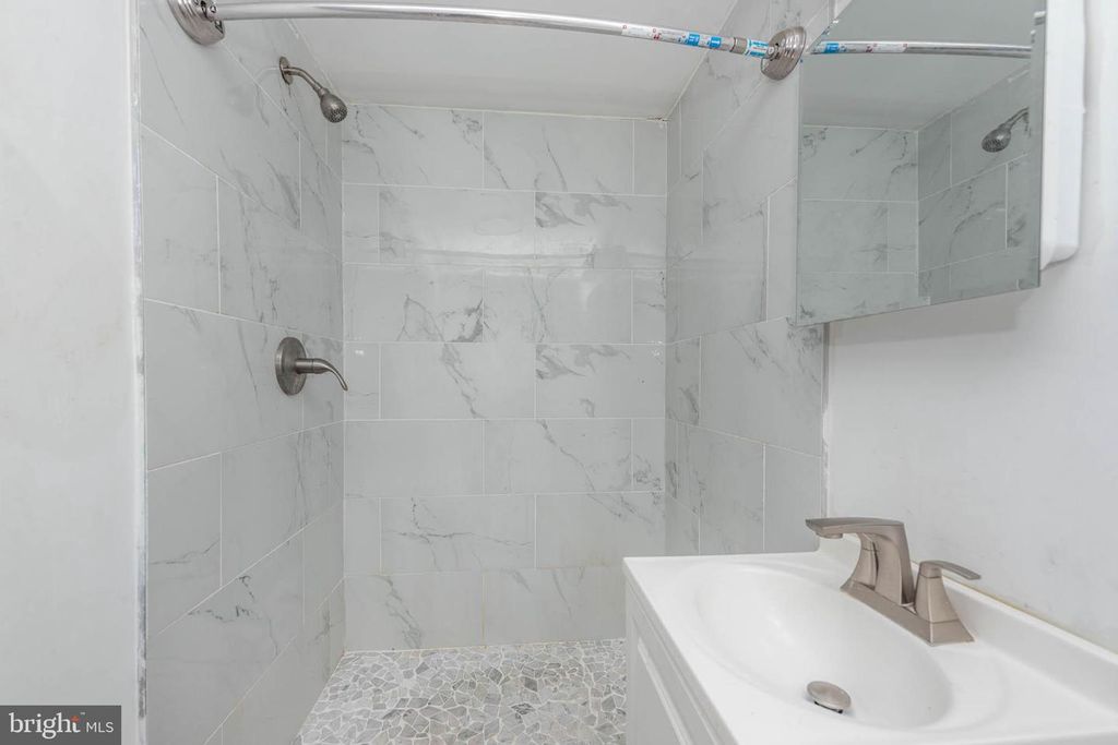 Image 31 of property listing at 6702 QUEENS FERRY RD, Baltimore, MD 21239