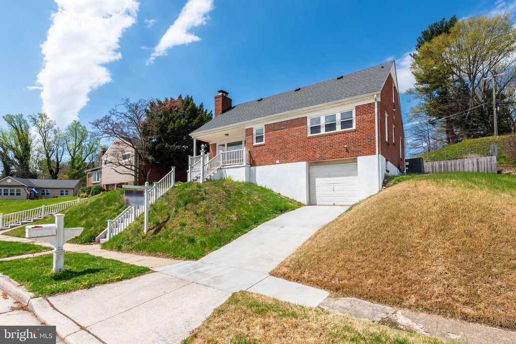 Image 38 of property listing at 6702 QUEENS FERRY RD, Baltimore, MD 21239