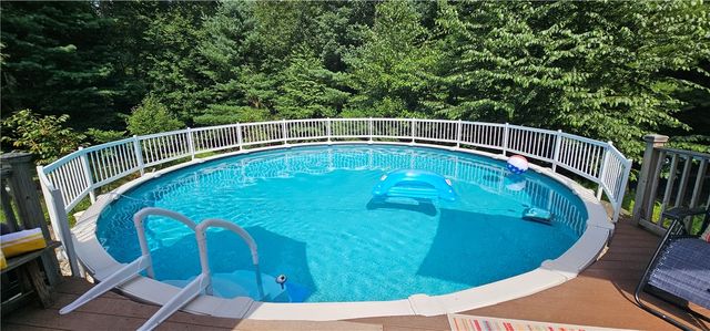 8 Aster Lane, Coventry, RI 02831