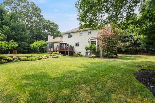 8 Aster Lane, Coventry, RI 02831