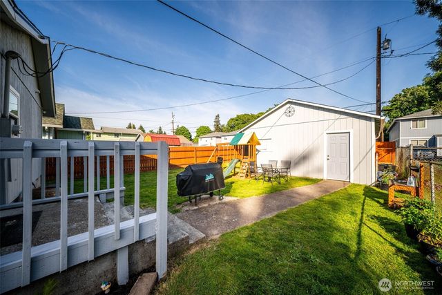 258 21st Avenue, Longview, WA 98632