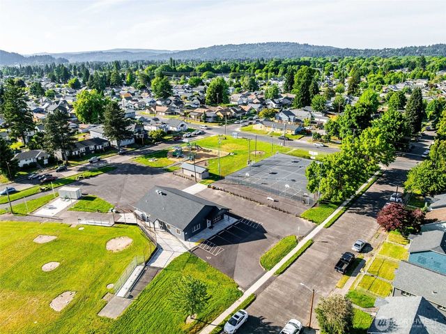 258 21st Avenue, Longview, WA 98632