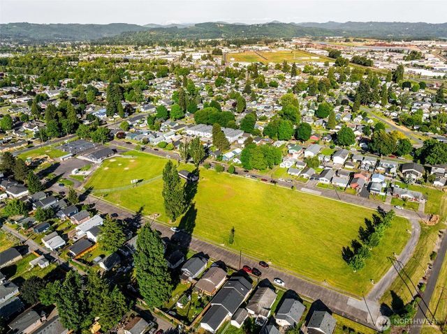 258 21st Avenue, Longview, WA 98632