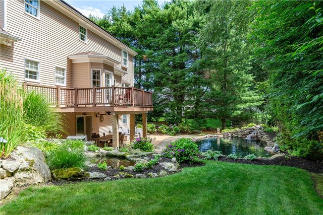 38 Mark Drive Drive, Lincoln, RI 02865