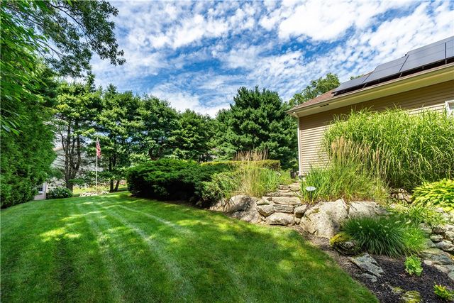 38 Mark Drive Drive, Lincoln, RI 02865