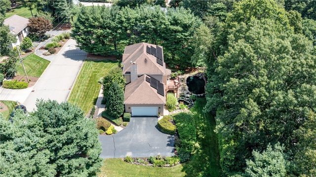 38 Mark Drive Drive, Lincoln, RI 02865