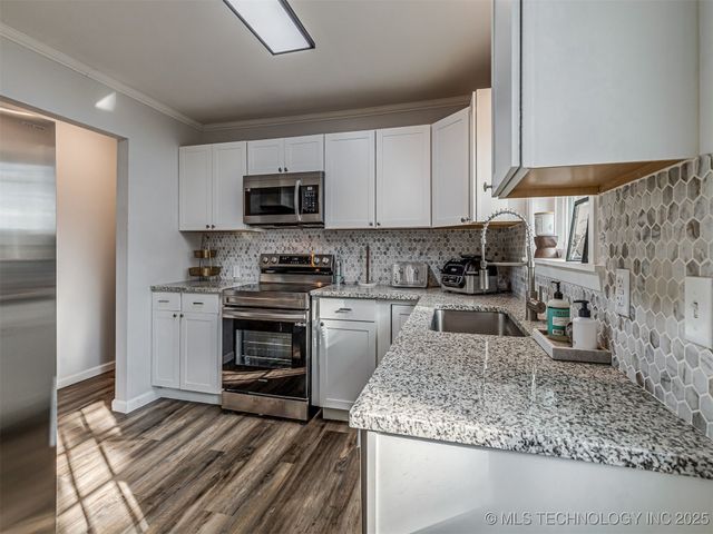 6614 E 27th Street, Tulsa, OK 74129