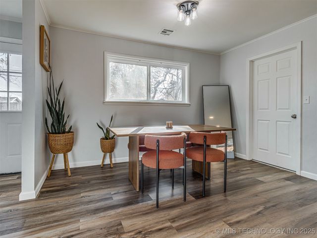 6614 E 27th Street, Tulsa, OK 74129