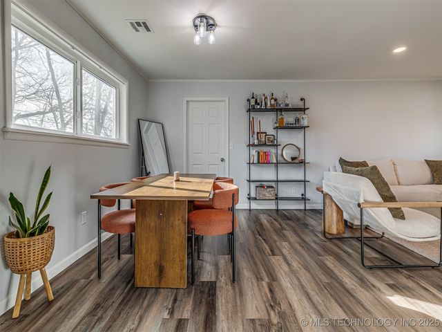 6614 E 27th Street, Tulsa, OK 74129