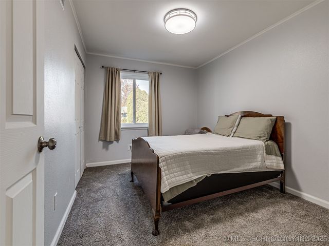 6614 E 27th Street, Tulsa, OK 74129